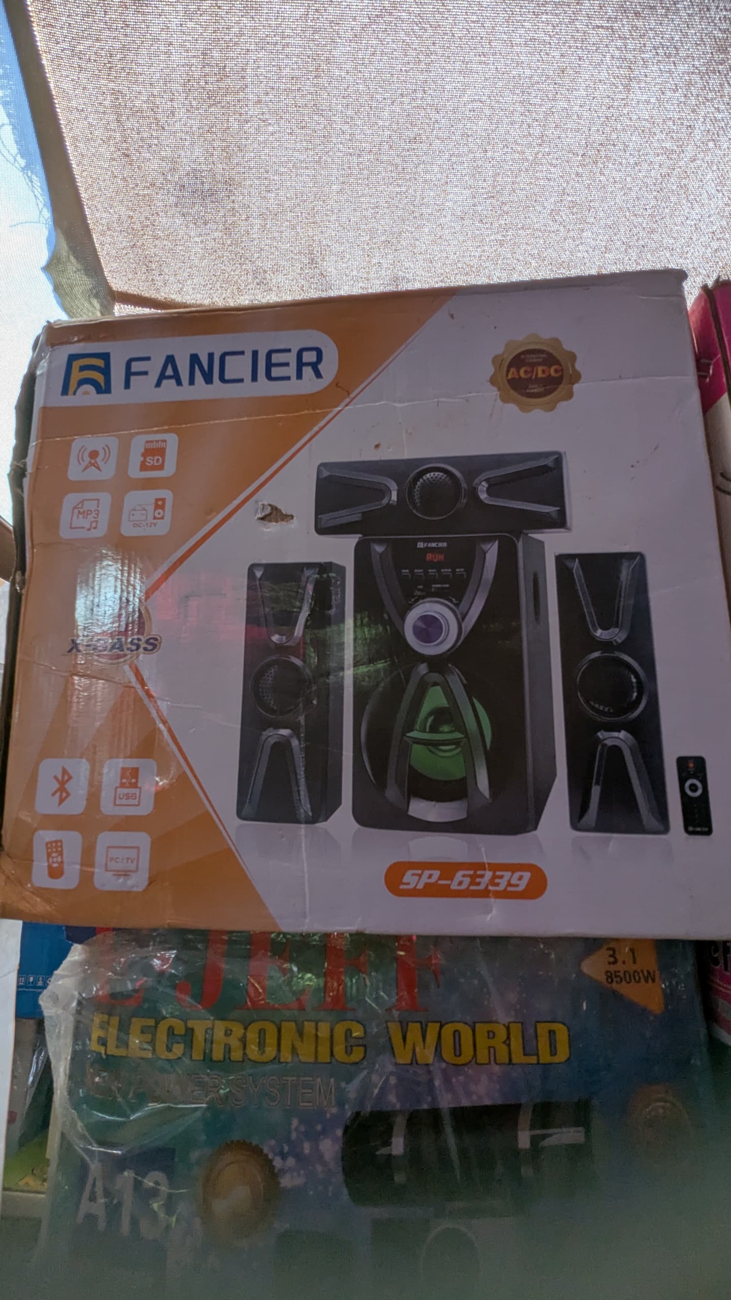 Baffle haut parleur Fancier model  SP-6339